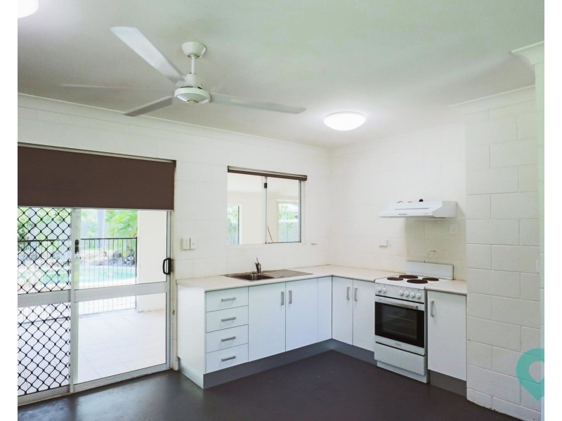 1 Meillion Court, White Rock QLD 4868