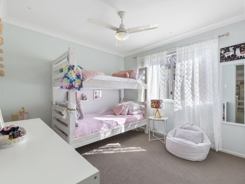 16 Jasmine Street, Wakerley QLD 4154