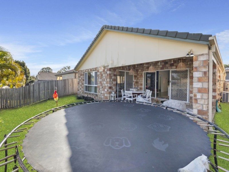 16 Jasmine Street, Wakerley QLD 4154