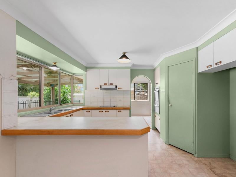 51 Catamaran St, Manly West QLD 4179