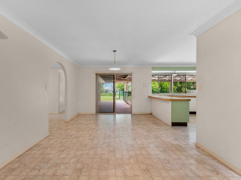 51 Catamaran St, Manly West QLD 4179
