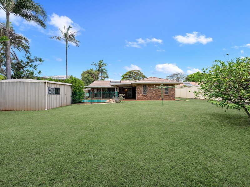 51 Catamaran St, Manly West QLD 4179