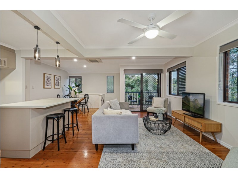 21 Detling Street, Stafford Heights QLD 4053