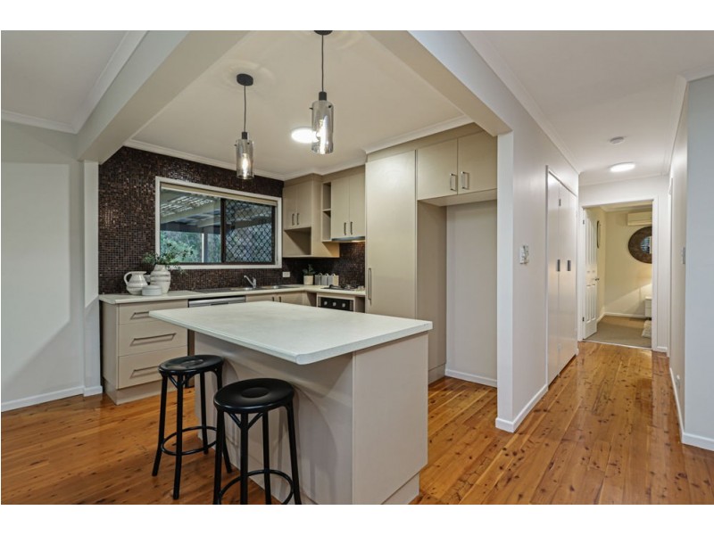 21 Detling Street, Stafford Heights QLD 4053