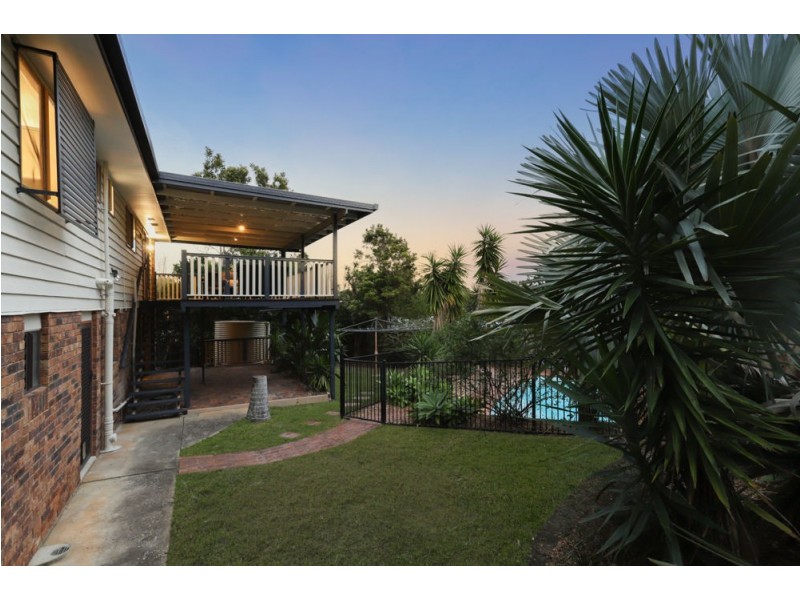 21 Detling Street, Stafford Heights QLD 4053