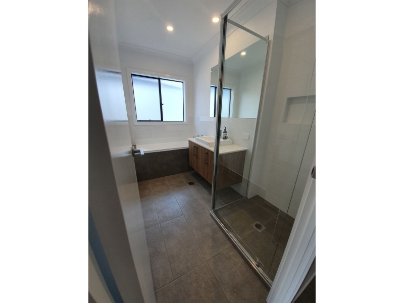 15 Forest Avenue, Ormeau QLD 4208