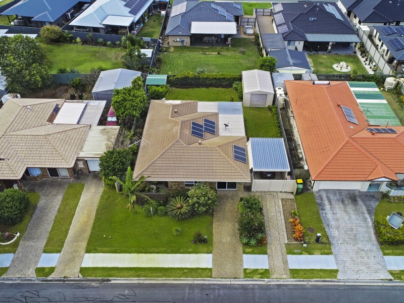 83 JASMIN DRIVE, Bongaree QLD 4507