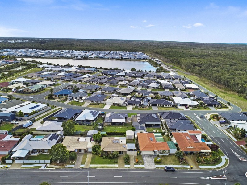 83 JASMIN DRIVE, Bongaree QLD 4507