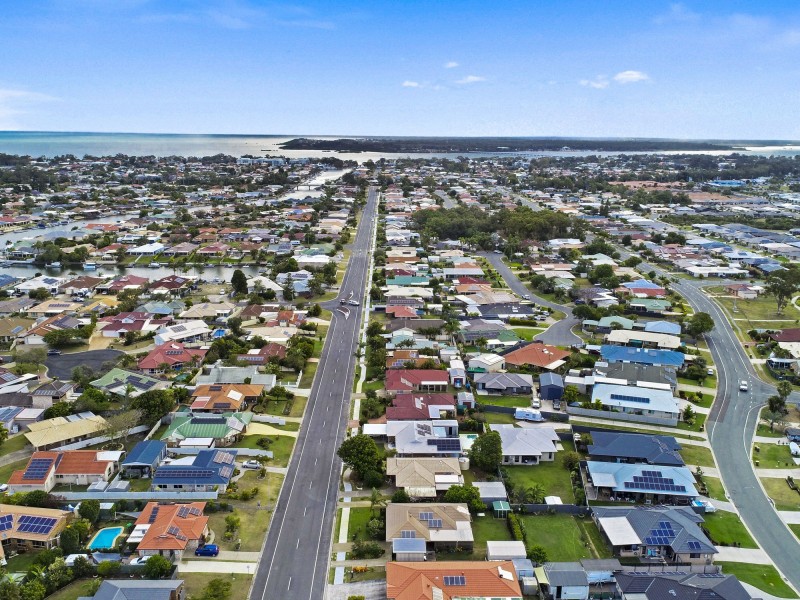 83 JASMIN DRIVE, Bongaree QLD 4507