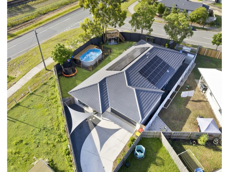 6 Boyle Street, Caboolture QLD 4510