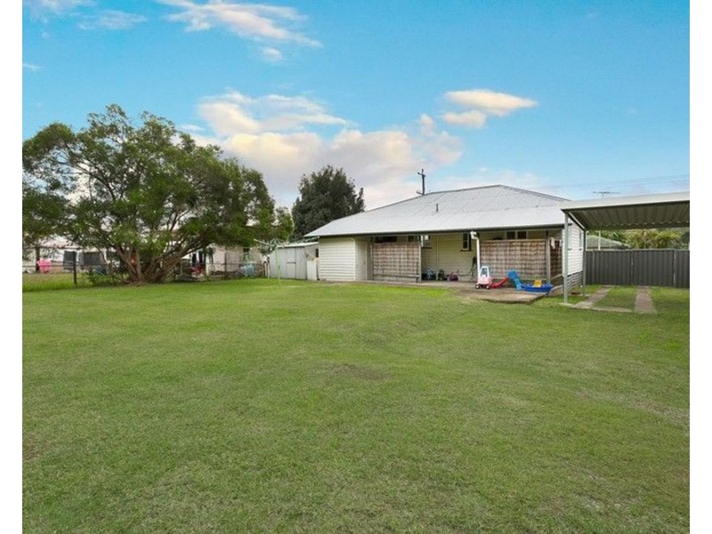 24 Charlotte St, Basin Pocket QLD 4305
