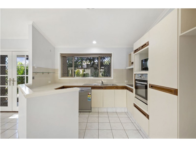7 Olinda Close, Robina QLD 4226