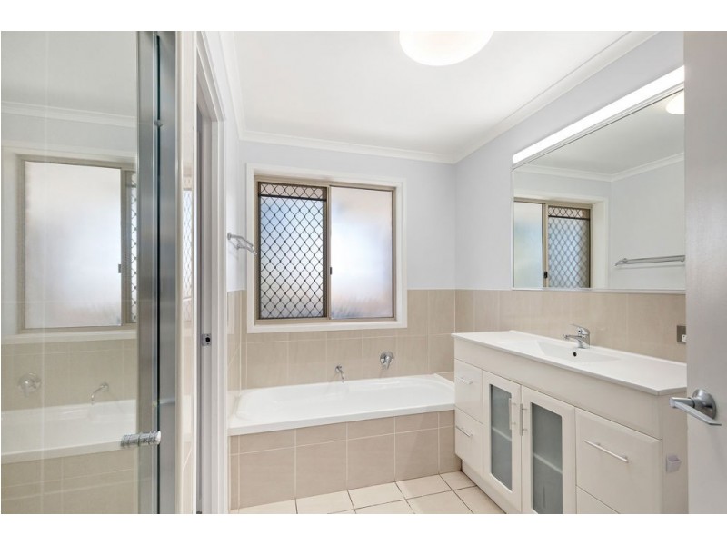 7 Olinda Close, Robina QLD 4226
