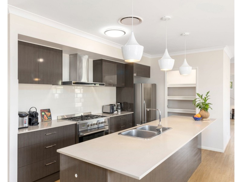 35 Parkland Drive, Springfield Lakes QLD 4300