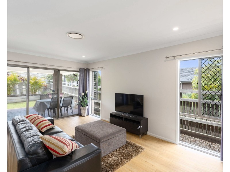 35 Parkland Drive, Springfield Lakes QLD 4300