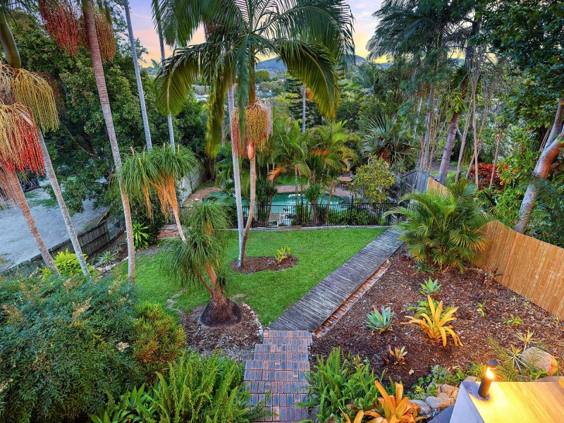 83 Plucks Road, Arana Hills QLD 4054