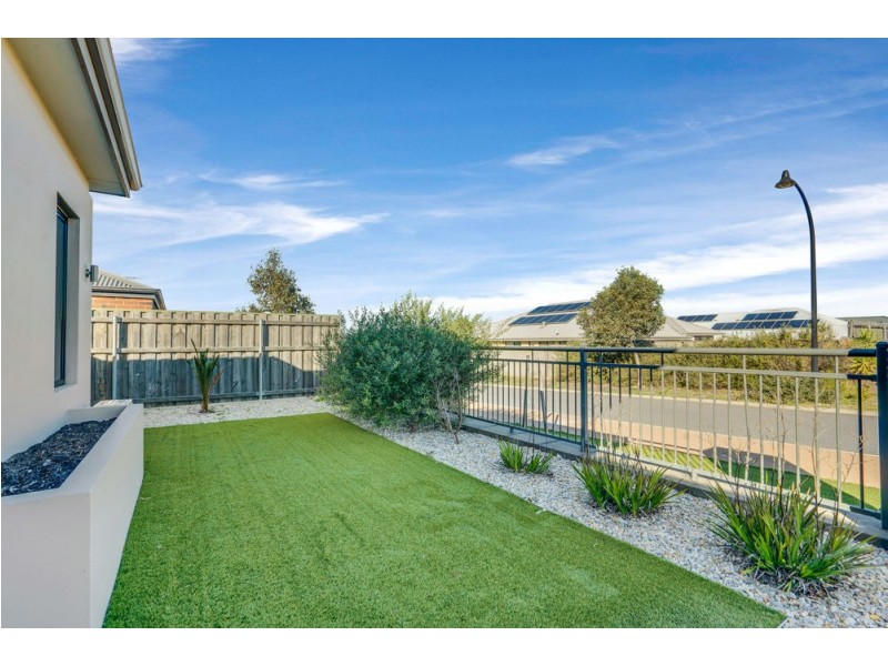 4 Warrego Outlook, Ellenbrook WA 6069