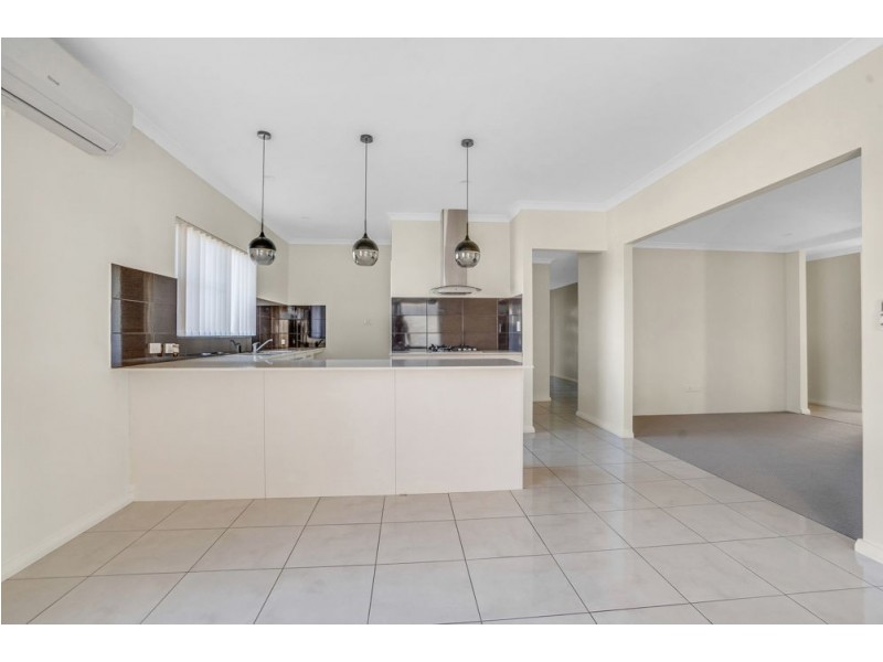 4 Warrego Outlook, Ellenbrook WA 6069