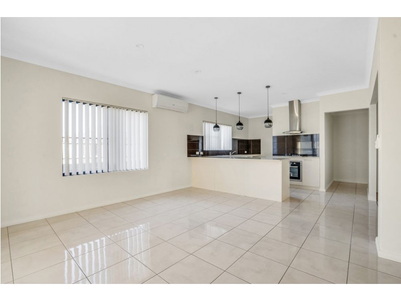 4 Warrego Outlook, Ellenbrook WA 6069