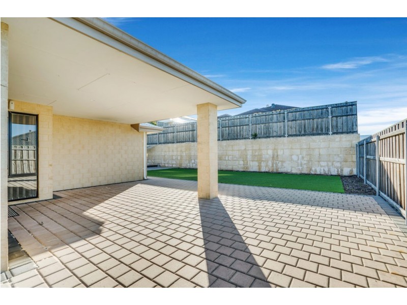 4 Warrego Outlook, Ellenbrook WA 6069