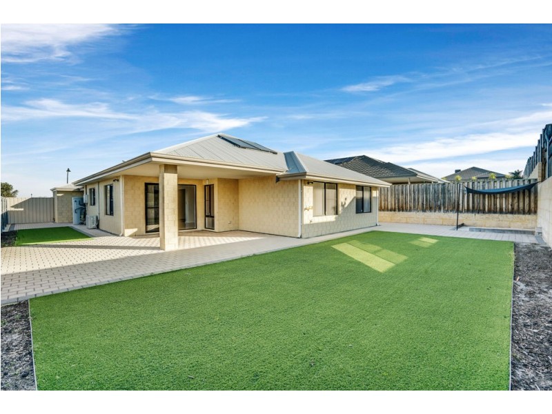 4 Warrego Outlook, Ellenbrook WA 6069