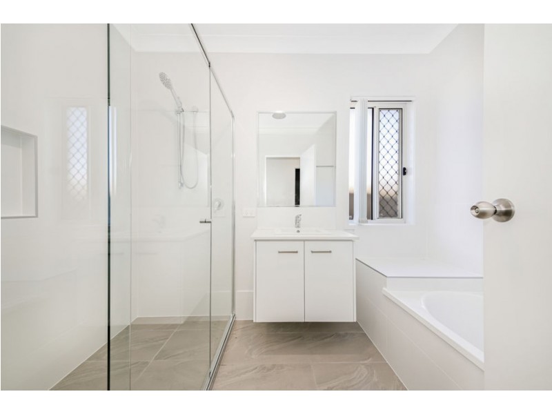 5 Beatrice Street, Morayfield QLD 4506