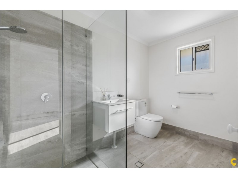 9/14 Camberwell St, East Brisbane QLD 4169