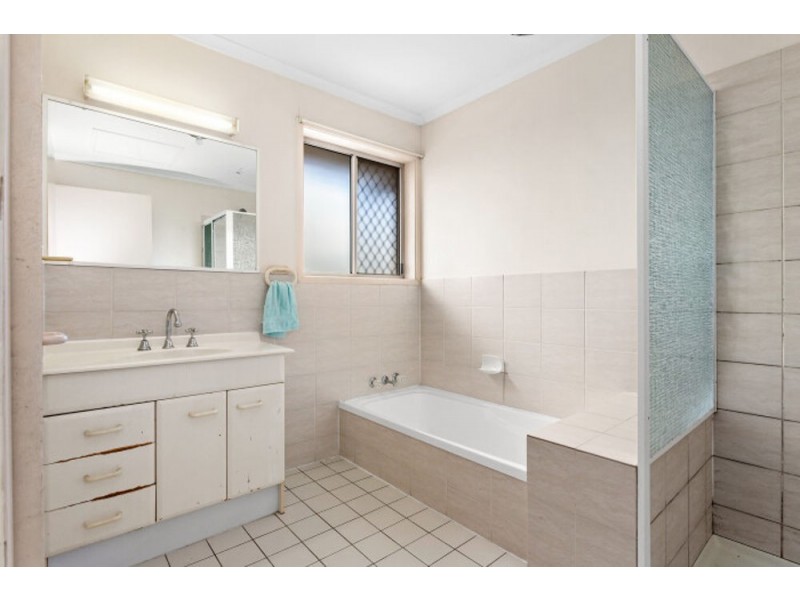 20/9 Leslie Street, Arana Hills QLD 4054