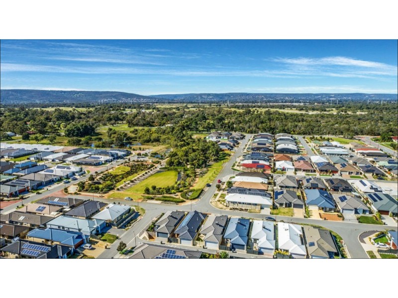 11 PEKIN PASS, Southern River WA 6110