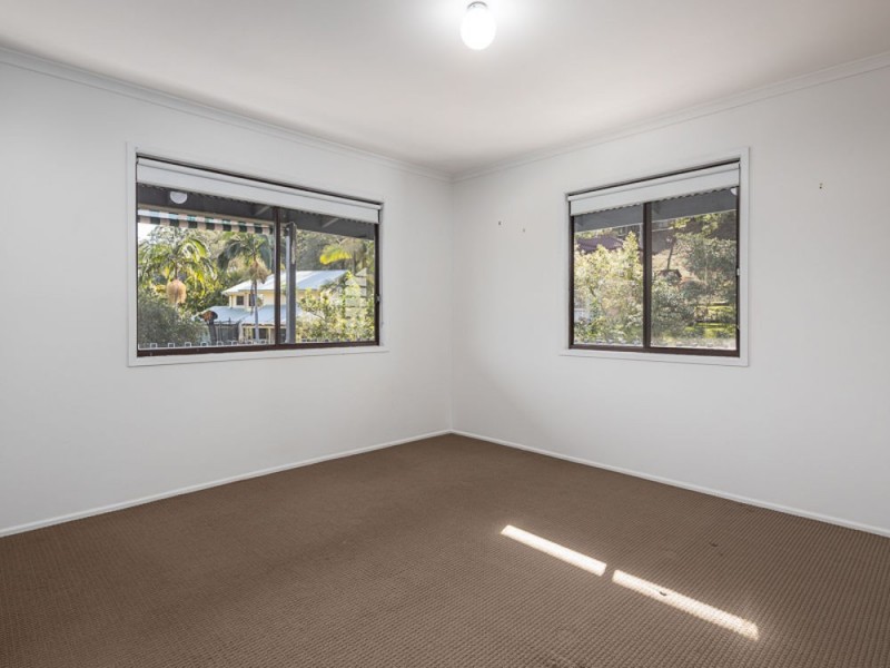 54 Bel Air Court, Ferny Hills QLD 4055