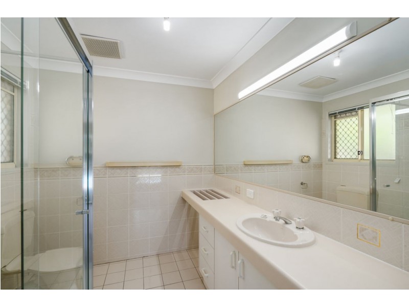 21 Baronga Street, Middle Park QLD 4074
