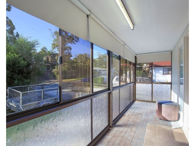 11 Conlo Crescent, Ferny Hills QLD 4055