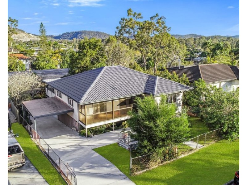 11 Conlo Crescent, Ferny Hills QLD 4055