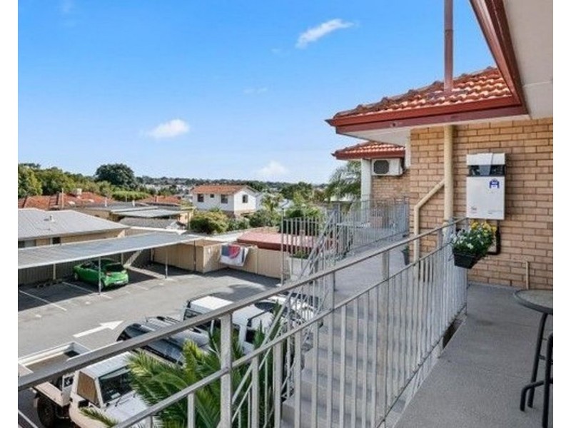 7/137 Northlake Road, Willagee WA 6156