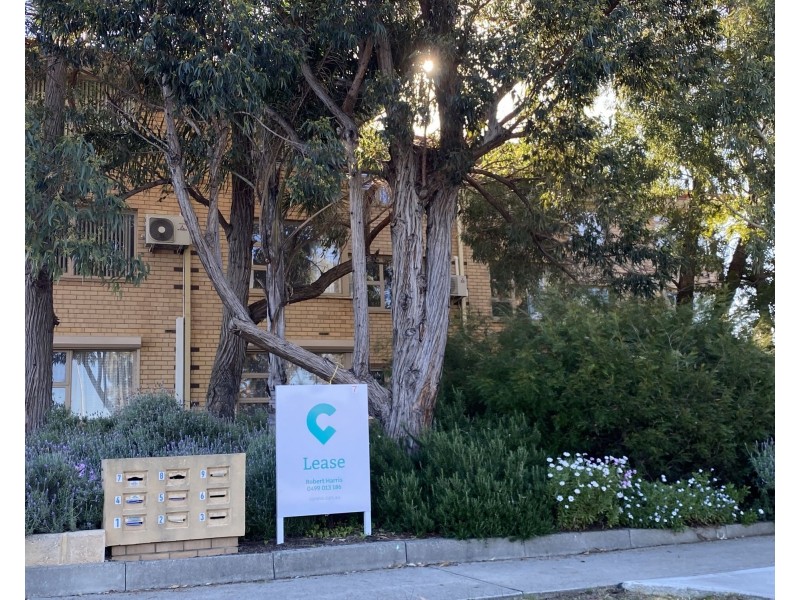 7/137 Northlake Road, Willagee WA 6156