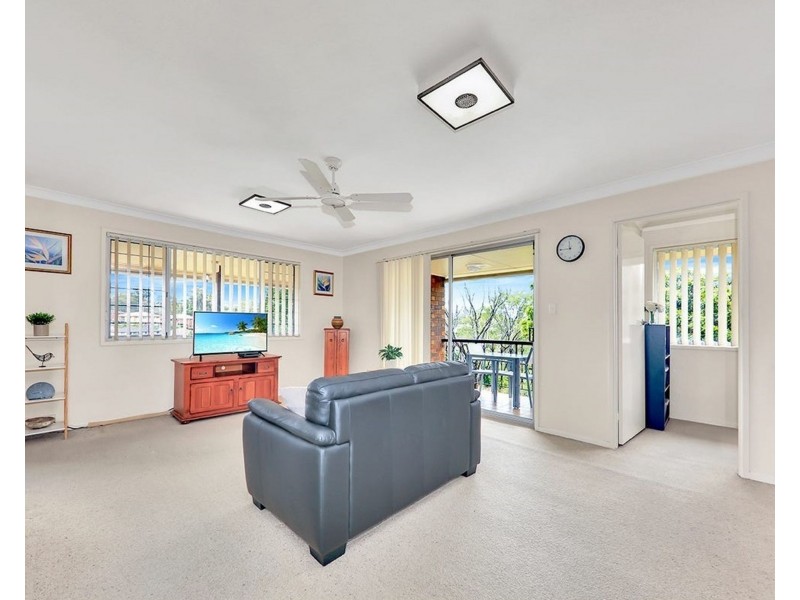4 Feint St, Everton Park QLD 4053