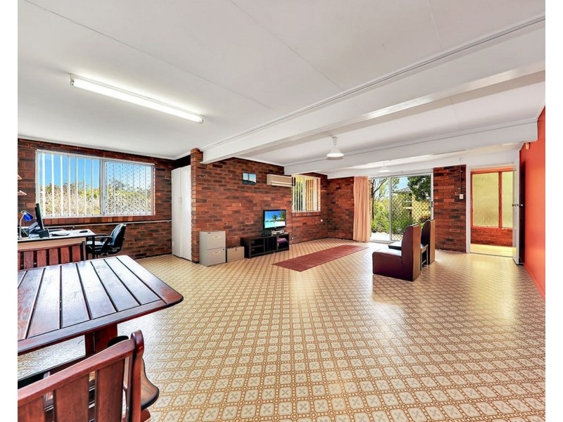 4 Feint St, Everton Park QLD 4053