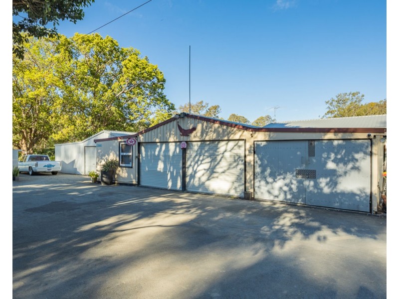 82 Rangeleigh Street, Ferny Hills QLD 4055