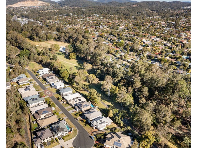 82 Rangeleigh Street, Ferny Hills QLD 4055