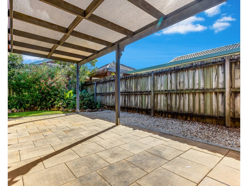2/15 LILLY PILLY CRESCENT, Fitzgibbon QLD 4018