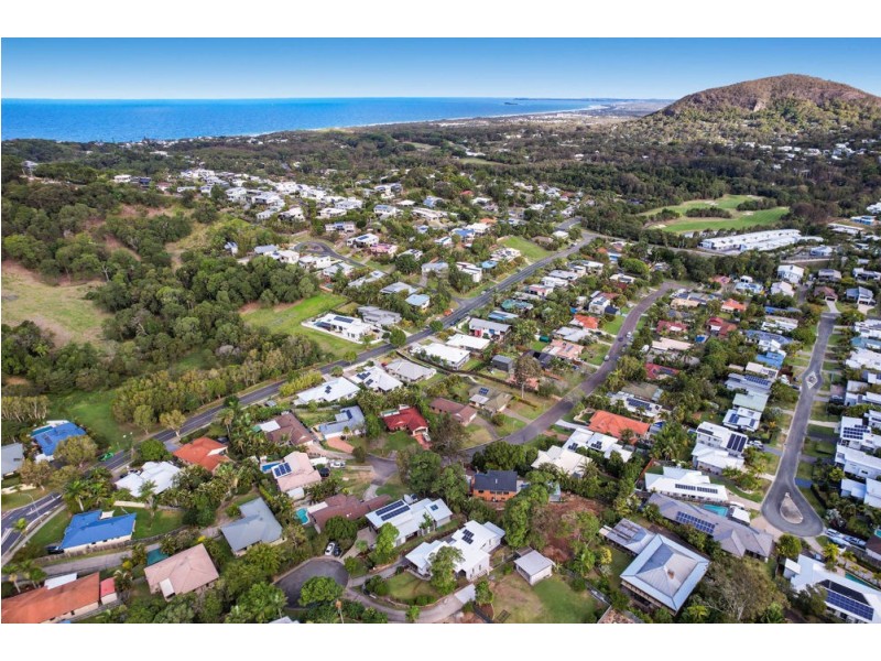 16 Halcyon Pl, Coolum Beach QLD 4573