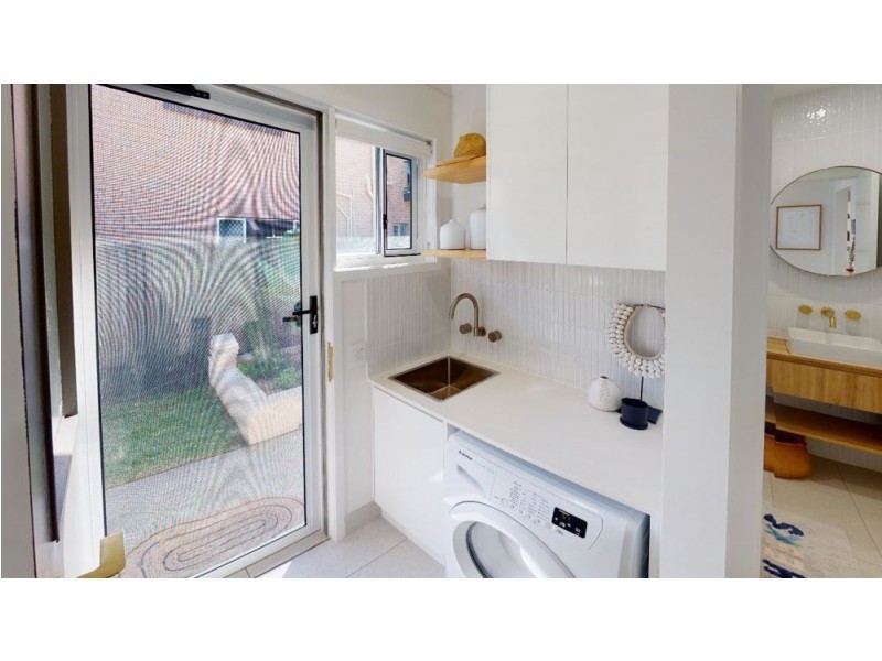 2/24 Walker Avenue, Palm Beach QLD 4221