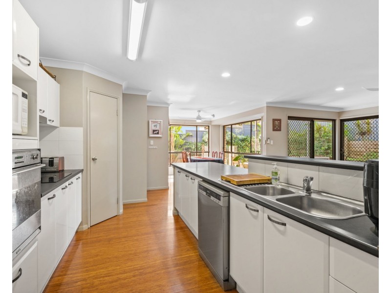 47a Gannon Avenue, Manly QLD 4179