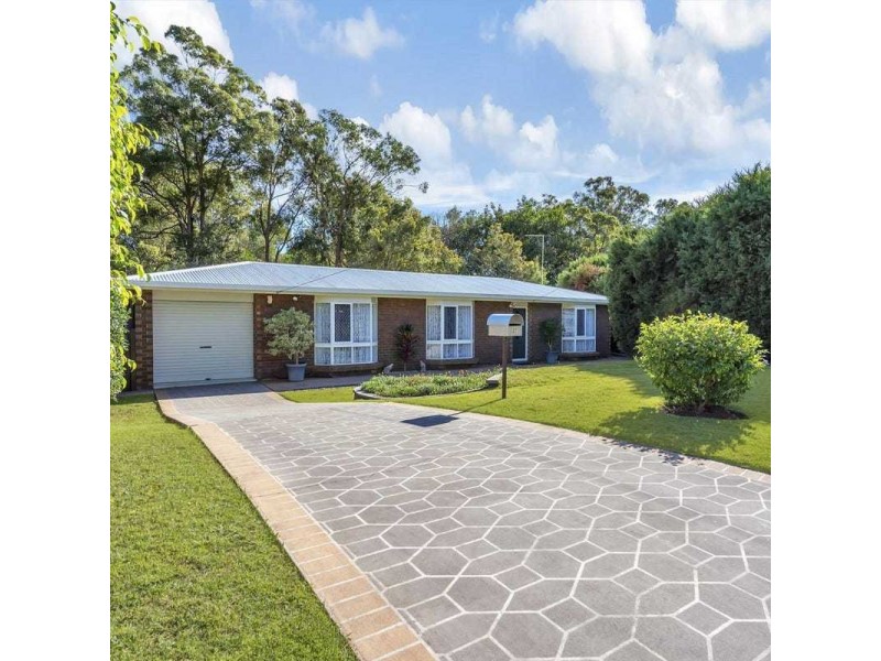 27 mergowie drive, Cleveland QLD 4163