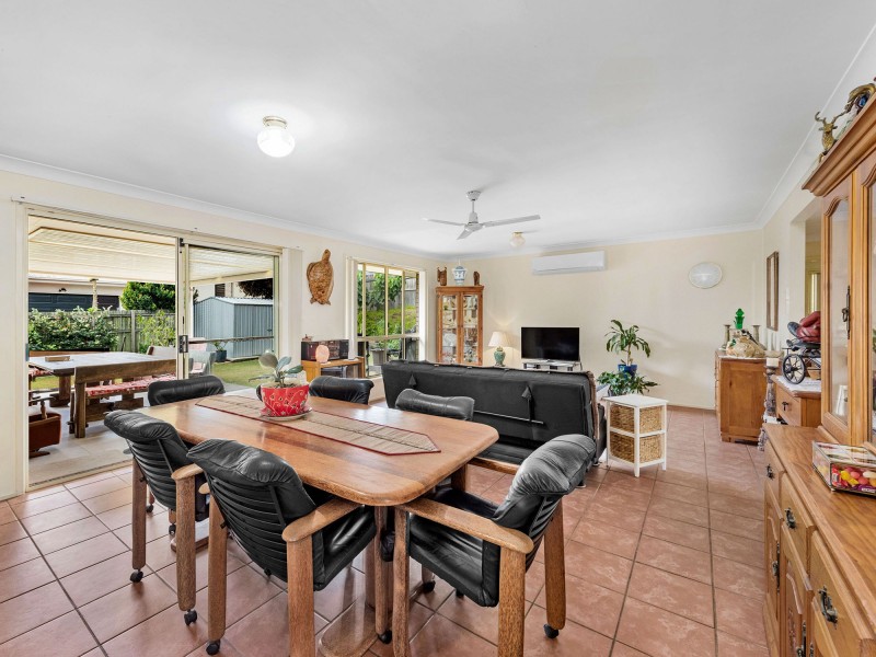 5 Lilly Lane, Birkdale QLD 4159
