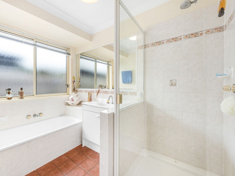 5 Lilly Lane, Birkdale QLD 4159