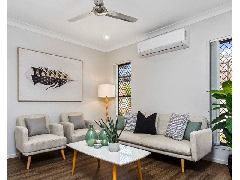 25 Sawyer St, Spring Mountain QLD 4124