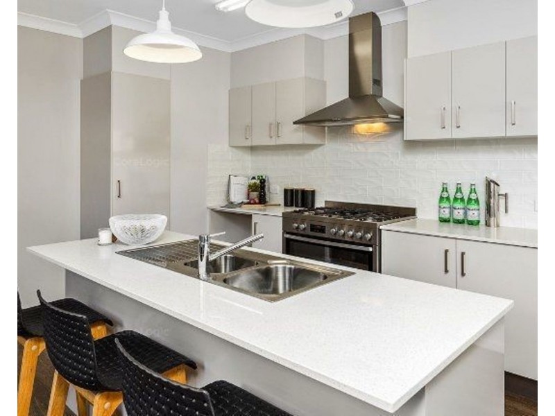 25 Sawyer St, Spring Mountain QLD 4124