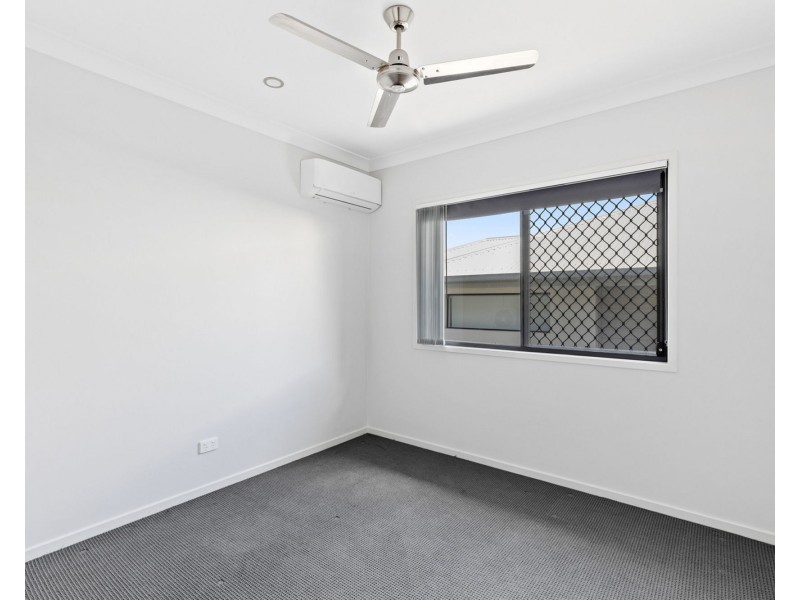 25 Sawyer St, Spring Mountain QLD 4124