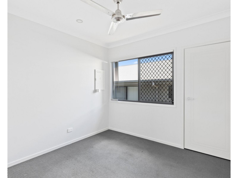 25 Sawyer St, Spring Mountain QLD 4124